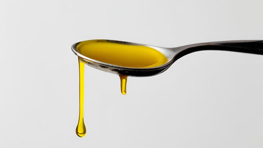 Spoon with oil
